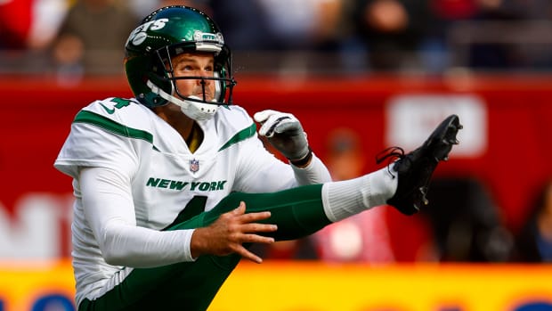 New York Jets punter Thomas Morstead